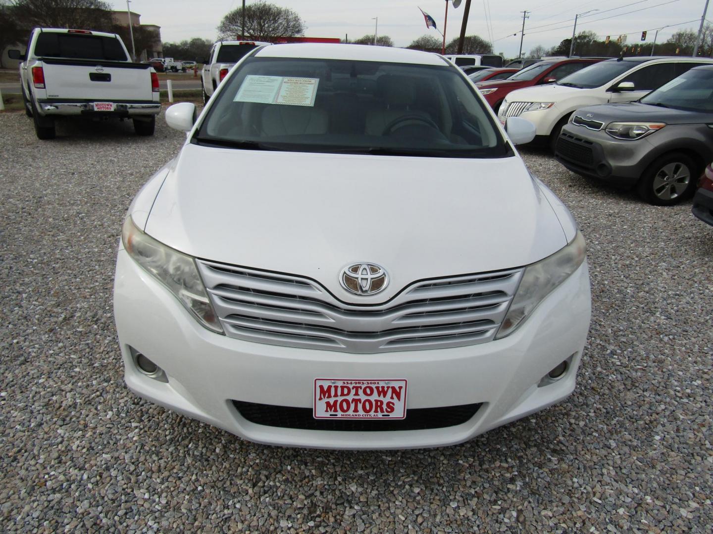2011 White Toyota Venza FWD V6 (4T3ZK3BB0BU) with an 3.5L V6 DOHC 24V engine, Automatic transmission, located at 15016 S Hwy 231, Midland City, AL, 36350, (334) 983-3001, 31.306210, -85.495277 - Photo#1