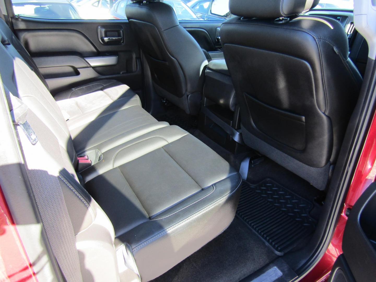 2015 Red Chevrolet Silverado 1500 LT Crew Cab 4WD (3GCUKRECXFG) with an 5.3L V8 OHV 16V engine, Automatic transmission, located at 15016 S Hwy 231, Midland City, AL, 36350, (334) 983-3001, 31.306210, -85.495277 - Photo#7