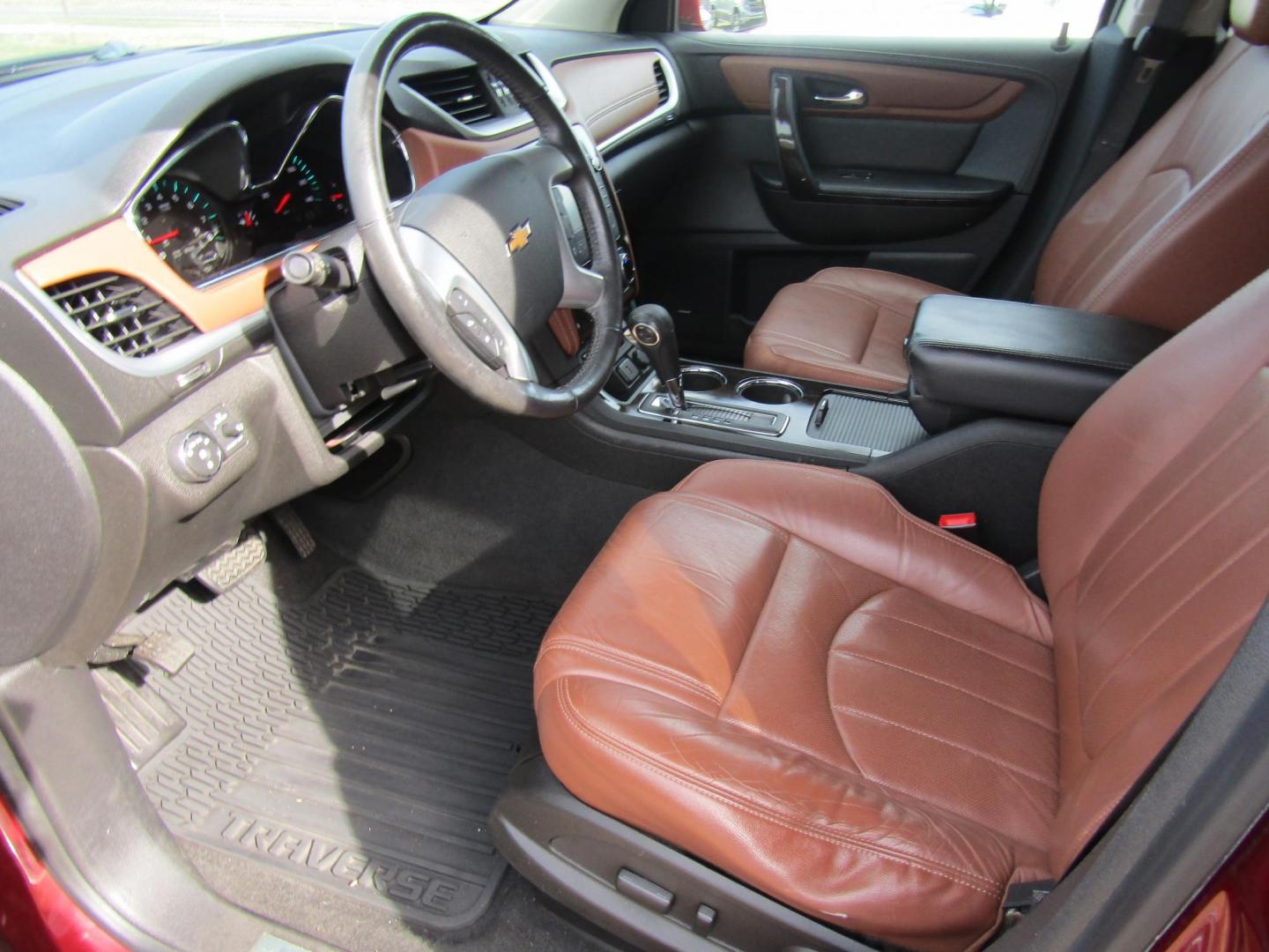 2015 Red Chevrolet Traverse LTZ FWD (1GNKRJKDXFJ) with an 3.6L V6 DOHC 24V engine, Automatic transmission, located at 15016 S Hwy 231, Midland City, AL, 36350, (334) 983-3001, 31.306210, -85.495277 - Photo#2