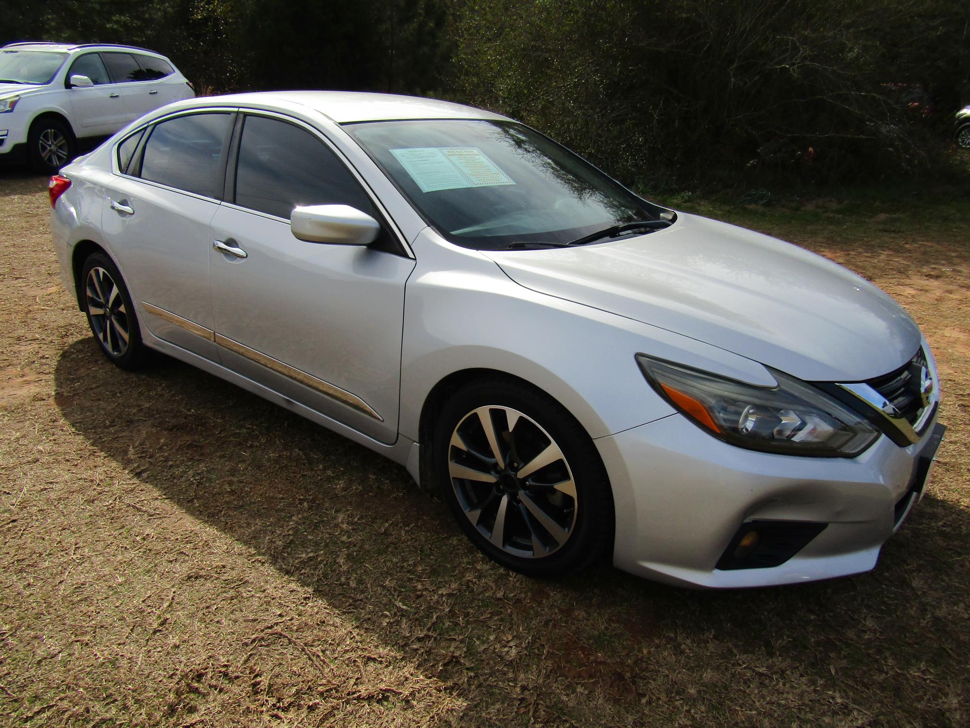 photo of 2011 Nissan Altima 