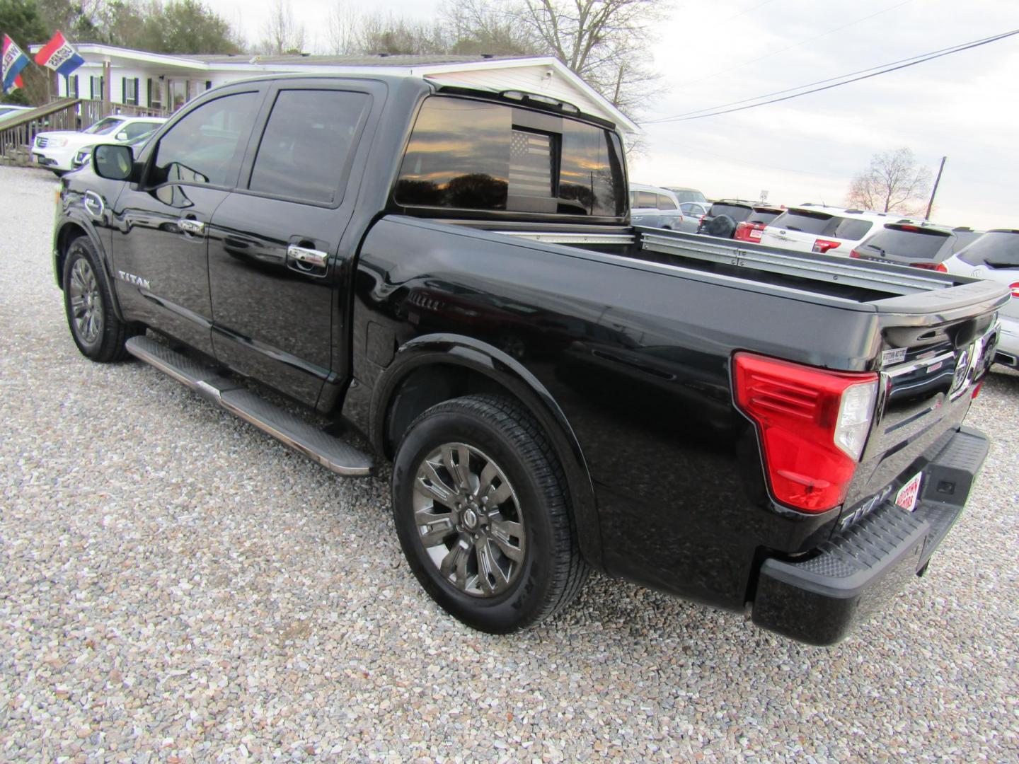 2017 Black Nissan Titan S Crew Cab 2WD (1N6AA1E61HN) with an 5.6L V8 DOHC 32V engine, Automatic transmission, located at 15016 S Hwy 231, Midland City, AL, 36350, (334) 983-3001, 31.306210, -85.495277 - Photo#4