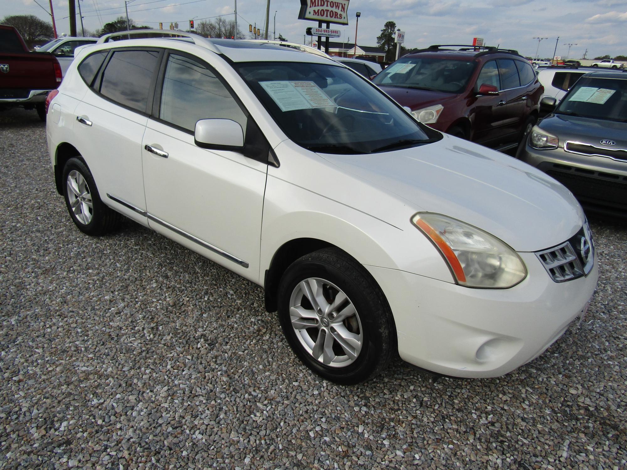 photo of 2012 Nissan Rogue 