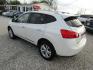 2012 White Nissan Rogue S FWD Krom Edition (JN8AS5MT8CW) with an 2.5L L4 DOHC 16V engine, Automatic transmission, located at 15016 S Hwy 231, Midland City, AL, 36350, (334) 983-3001, 31.306210, -85.495277 - Photo#5