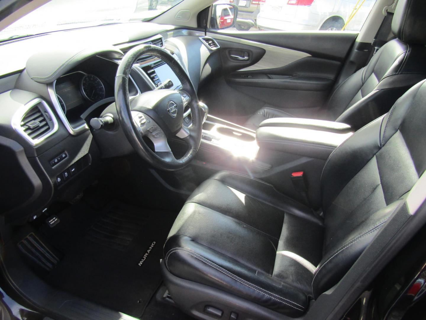 2018 Black Nissan Murano S (5N1AZ2MGXJN) with an 3.5L V6 DOHC 24V engine, Automatic transmission, located at 15016 S Hwy 231, Midland City, AL, 36350, (334) 983-3001, 31.306210, -85.495277 - Photo#2