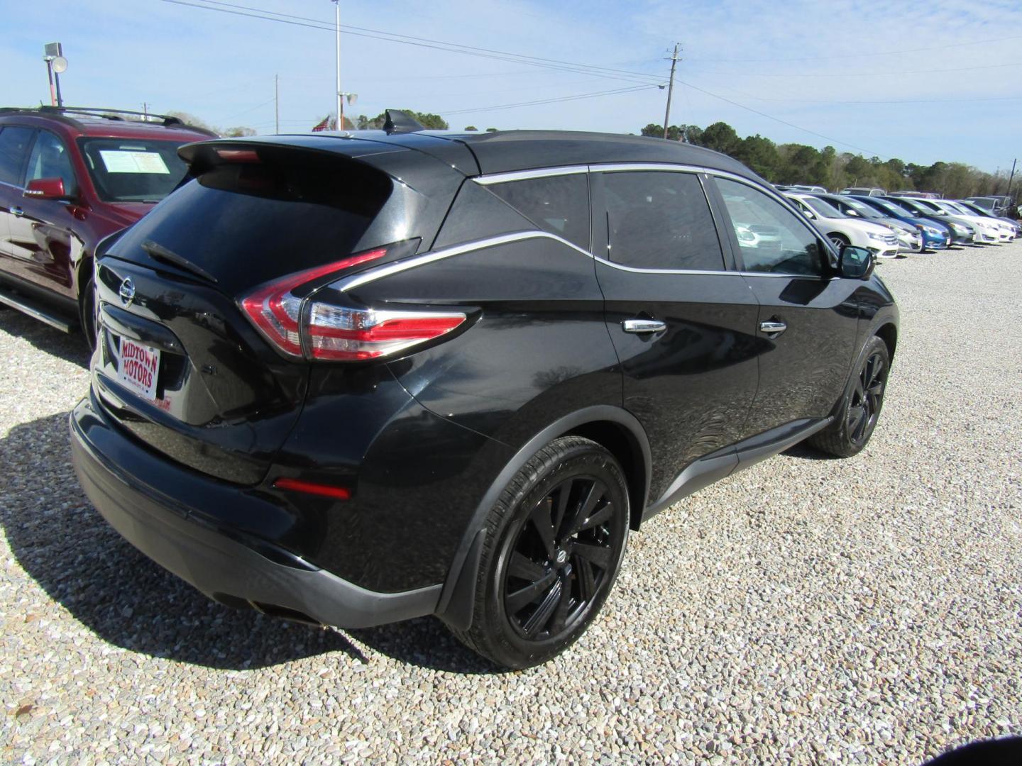 2018 Black Nissan Murano S (5N1AZ2MGXJN) with an 3.5L V6 DOHC 24V engine, Automatic transmission, located at 15016 S Hwy 231, Midland City, AL, 36350, (334) 983-3001, 31.306210, -85.495277 - Photo#6