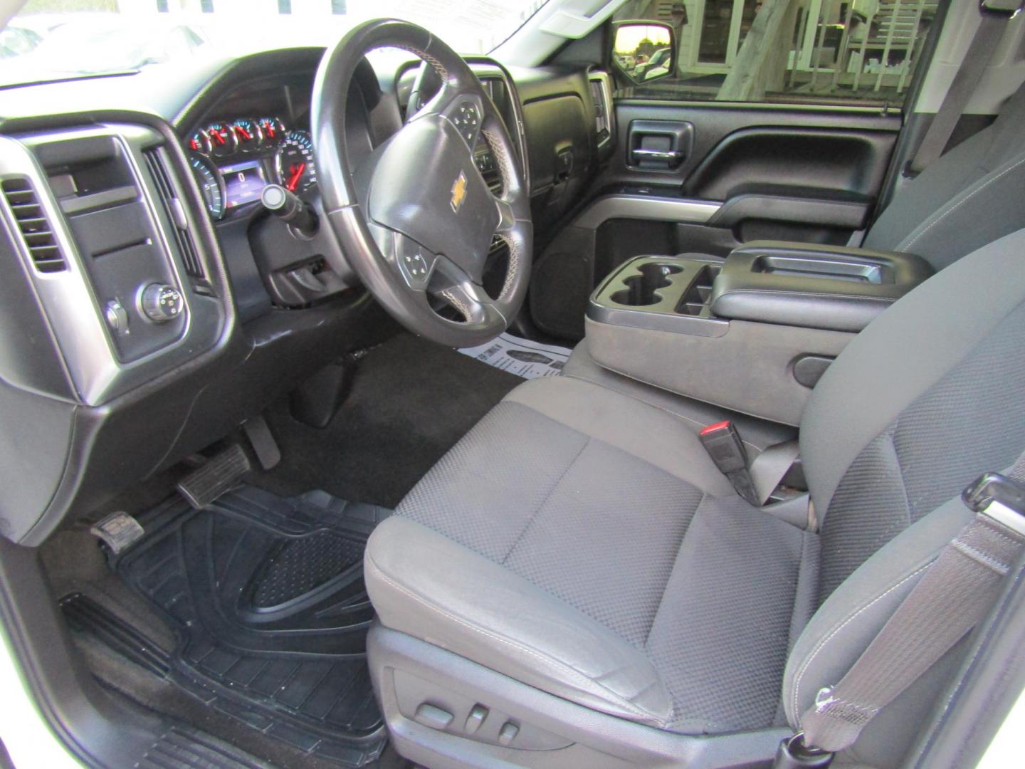 2014 White Chevrolet Silverado 1500 1LT Crew Cab 2WD (3GCPCREC0EG) with an 4.8L V8 OHV 16V engine, Automatic transmission, located at 15016 S Hwy 231, Midland City, AL, 36350, (334) 983-3001, 31.306210, -85.495277 - Photo#2