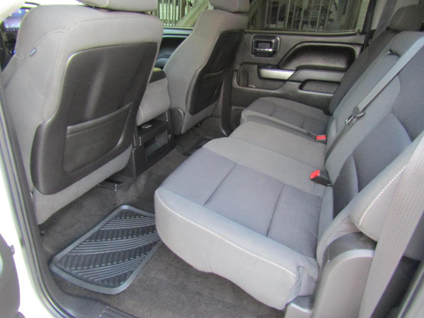 2014 White Chevrolet Silverado 1500 1LT Crew Cab 2WD (3GCPCREC0EG) with an 4.8L V8 OHV 16V engine, Automatic transmission, located at 15016 S Hwy 231, Midland City, AL, 36350, (334) 983-3001, 31.306210, -85.495277 - Photo#3