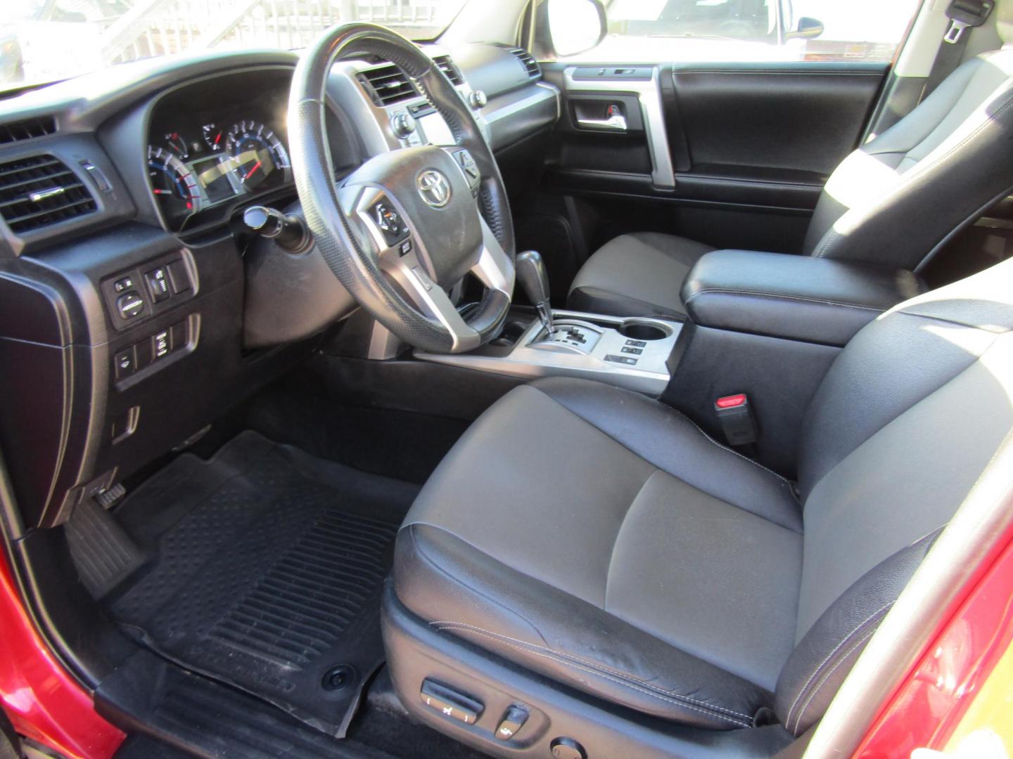 2018 Red Toyota 4Runner SR5 2WD (JTEZU5JR4J5) with an 4.0L V6 DOHC 24V engine, Automatic transmission, located at 15016 S Hwy 231, Midland City, AL, 36350, (334) 983-3001, 31.306210, -85.495277 - Photo#2