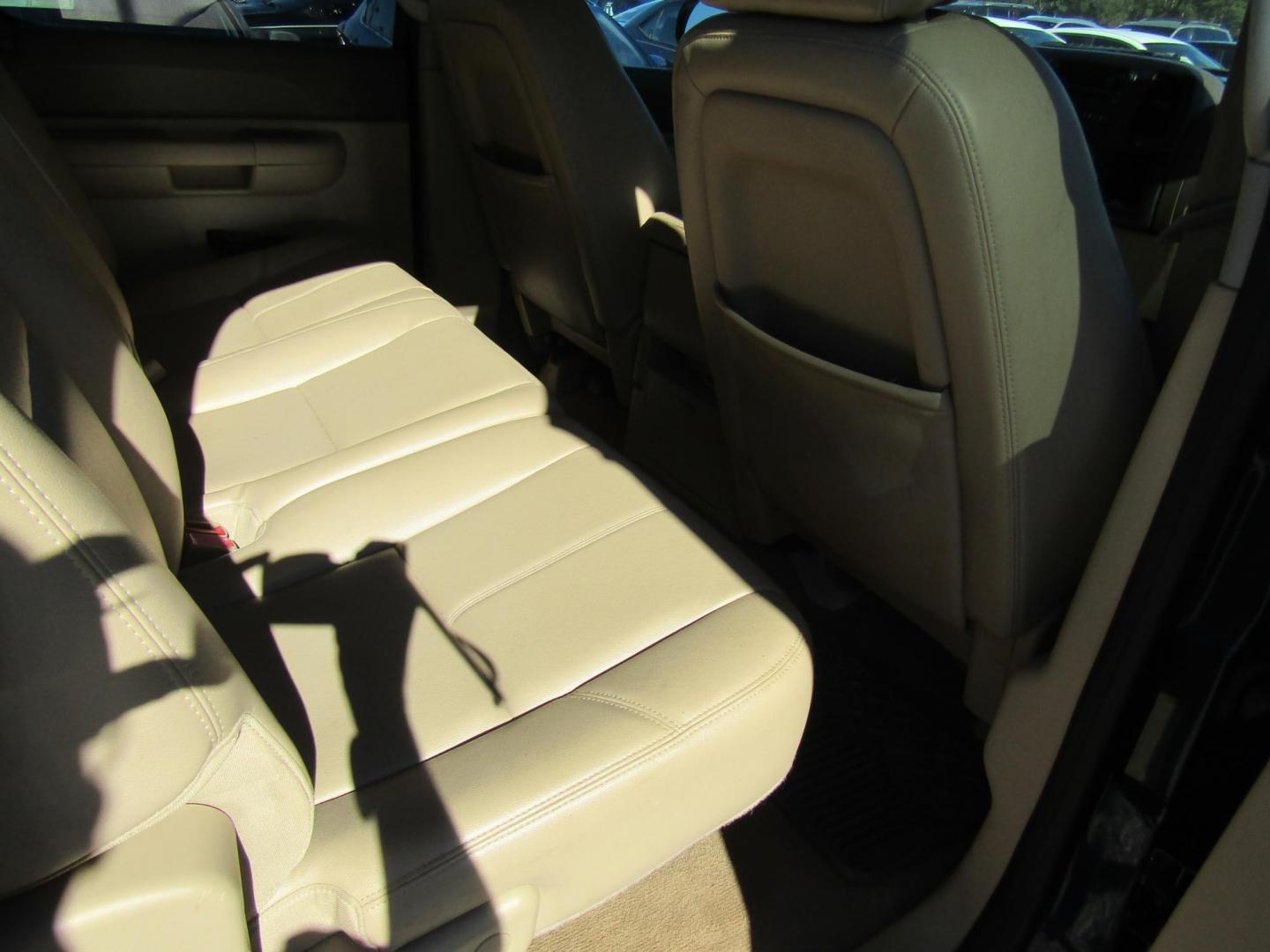 2012 Blue Chevrolet Silverado 1500 LT Crew Cab 2WD (3GCPCSE03CG) with an 5.3L V8 OHV 16V FFV engine, Automatic transmission, located at 15016 S Hwy 231, Midland City, AL, 36350, (334) 983-3001, 31.306210, -85.495277 - Photo#7