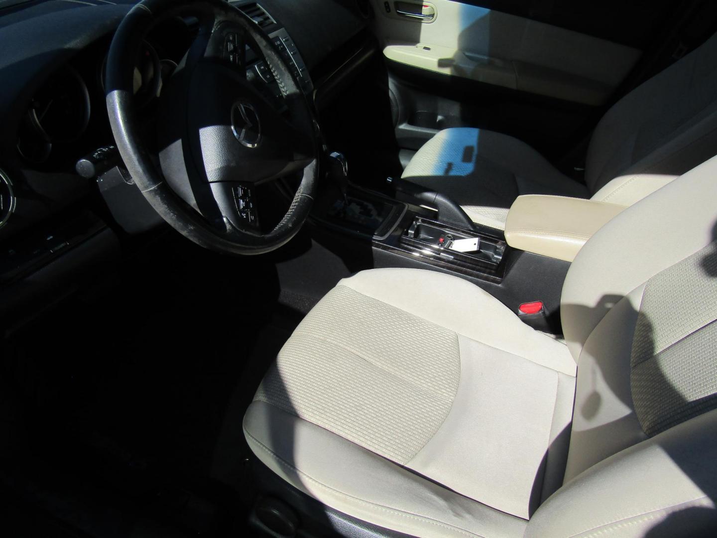 2012 Black Mazda MAZDA6 I Touring (1YVHZ8DH7C5) with an 2.5L L4 DOHC 16V engine, Automatic transmission, located at 15016 S Hwy 231, Midland City, AL, 36350, (334) 983-3001, 31.306210, -85.495277 - Photo#3