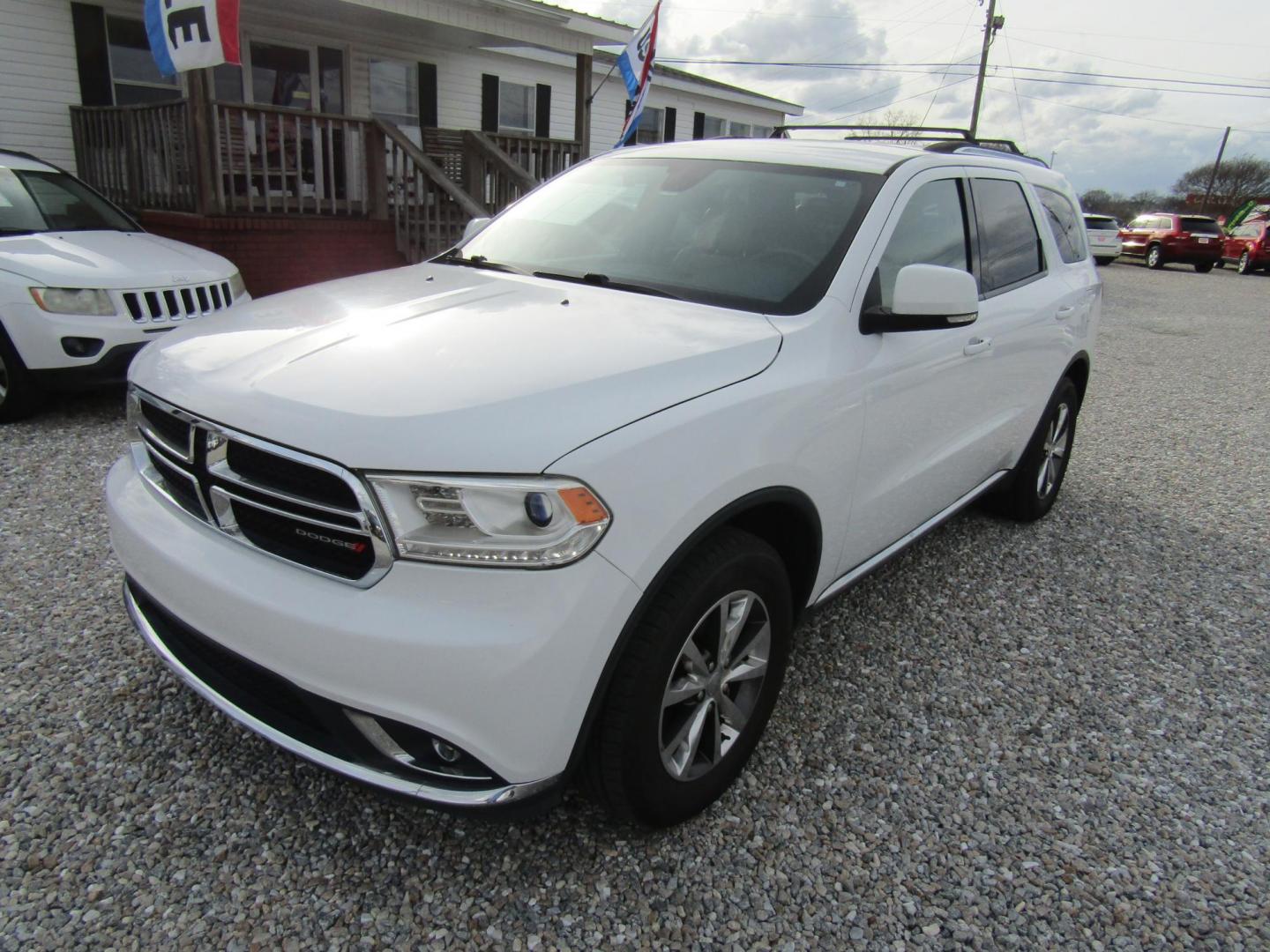 2016 White Dodge Durango Limited 2WD (1C4RDHDG9GC) with an 3.6L V6 DOHC 24V engine, Automatic transmission, located at 15016 S Hwy 231, Midland City, AL, 36350, (334) 983-3001, 31.306210, -85.495277 - Photo#2