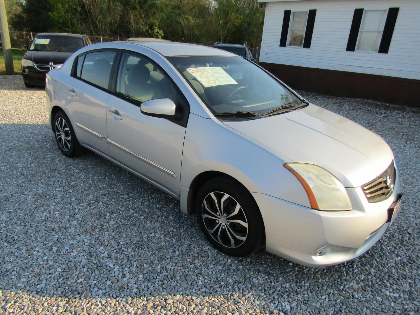 2011 Silver Nissan Sentra 2.0 (3N1AB6AP5BL) with an 2.0L L4 DOHC 16V engine, Automatic transmission, located at 15016 S Hwy 231, Midland City, AL, 36350, (334) 983-3001, 31.306210, -85.495277 - Photo#0