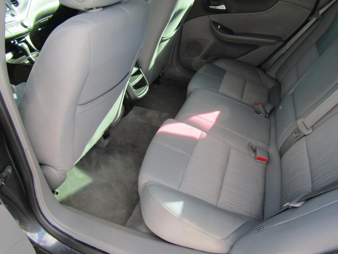 2015 Gray Chevrolet Impala LS (1G11Z5SL6FU) with an 2.5L L4 DOHC 16V engine, Automatic transmission, located at 15016 S Hwy 231, Midland City, AL, 36350, (334) 983-3001, 31.306210, -85.495277 - Photo#4