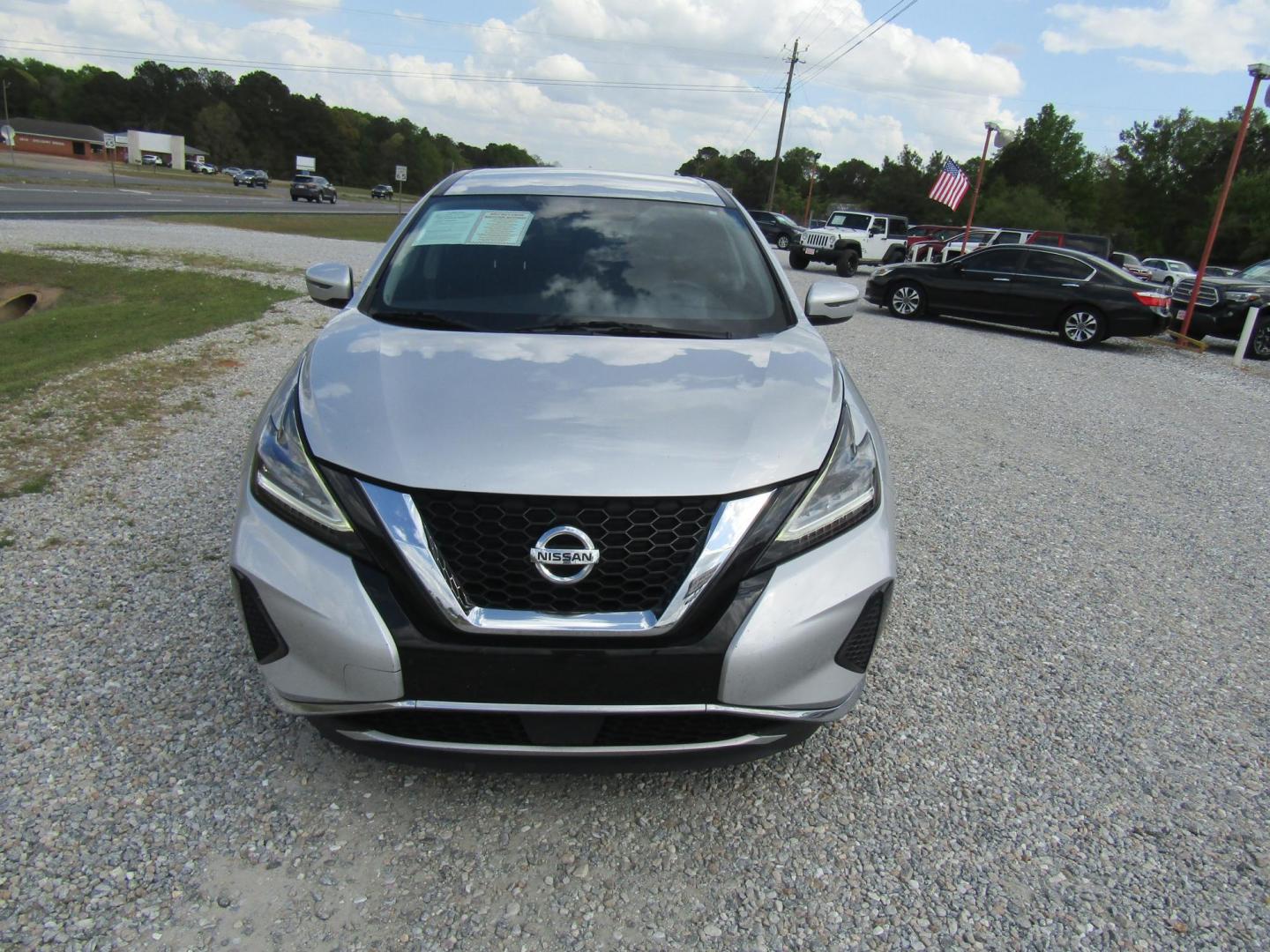 2020 Silver Nissan Murano S (5N1AZ2AJXLN) with an 3.5L V6 DOHC 24V engine, Automatic transmission, located at 15016 S Hwy 231, Midland City, AL, 36350, (334) 983-3001, 31.306210, -85.495277 - Photo#1