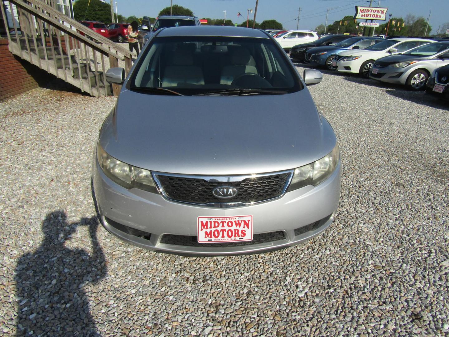 2012 Silver Kia Forte EX (KNAFU4A24C5) with an 2.0L L4 DOHC 16V engine, Automatic transmission, located at 15016 S Hwy 231, Midland City, AL, 36350, (334) 983-3001, 31.306210, -85.495277 - Photo#1