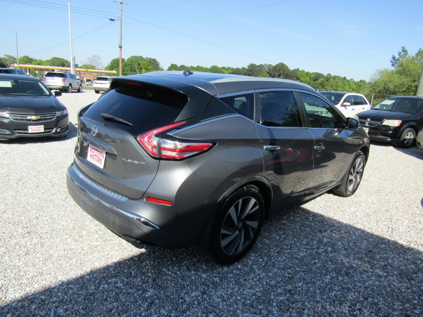 2015 Gray Nissan Murano Platinum FWD (5N1AZ2MG3FN) with an 3.5L V6 DOHC 24V engine, Automatic transmission, located at 15016 S Hwy 231, Midland City, AL, 36350, (334) 983-3001, 31.306210, -85.495277 - Photo#7