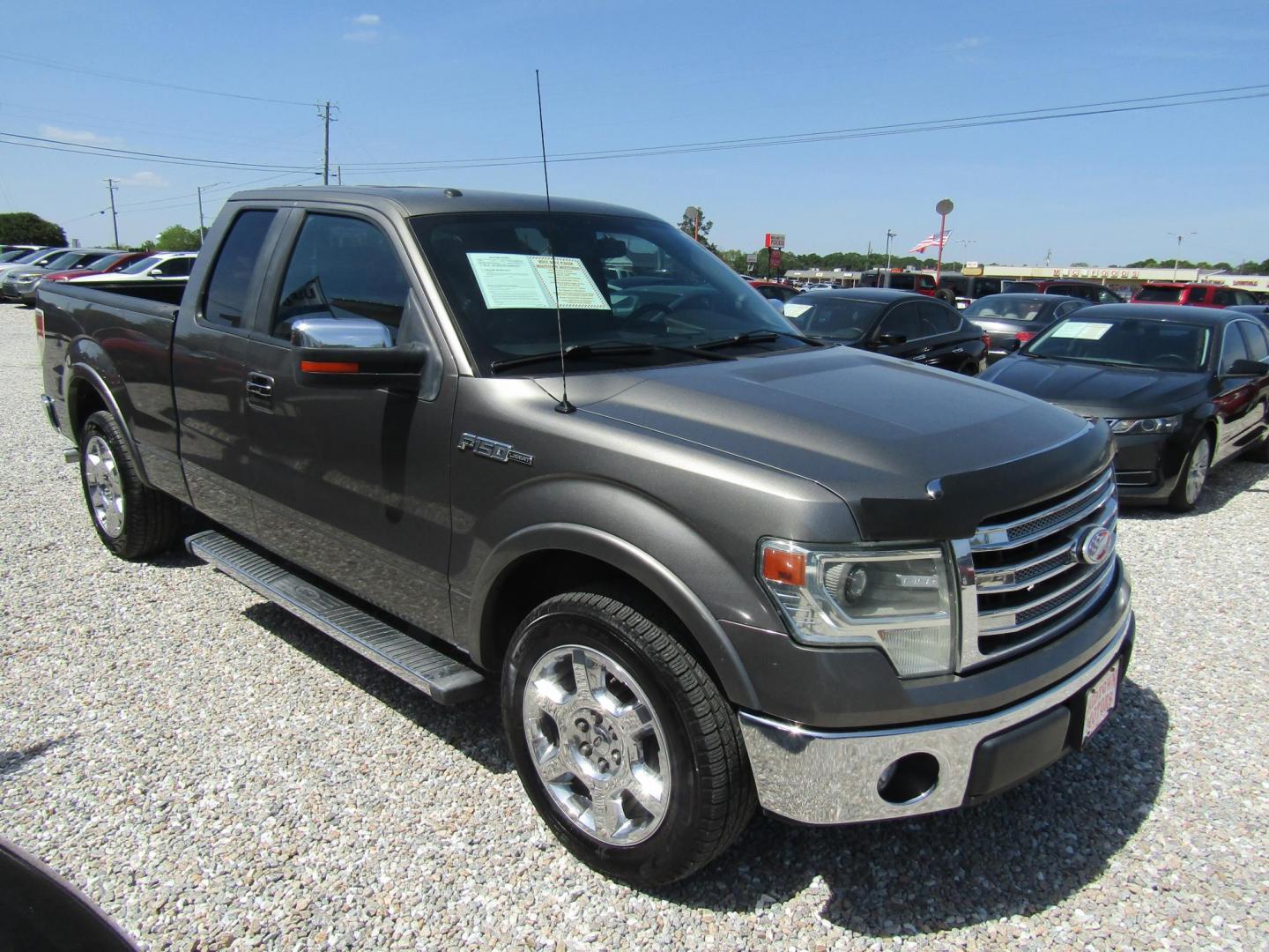 2013 Gray Ford F-150 Lariat SuperCab 6.5-ft. Bed 2WD (1FTFX1CF4DF) with an 5.0L V8 engine, Automatic transmission, located at 15016 S Hwy 231, Midland City, AL, 36350, (334) 983-3001, 31.306210, -85.495277 - Photo#0