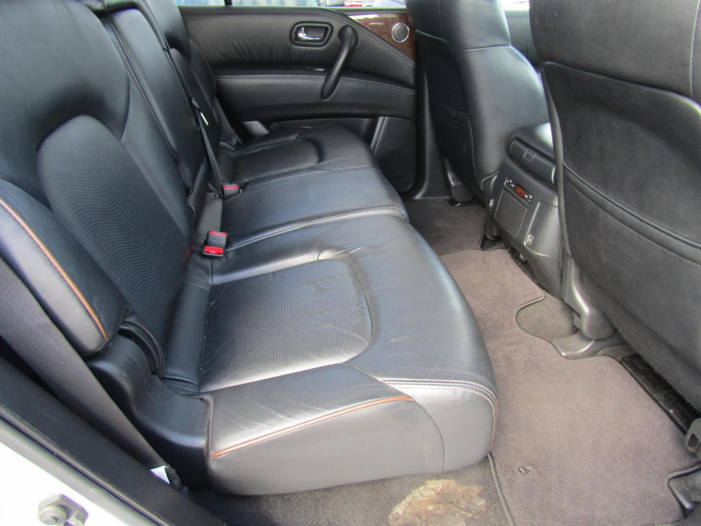 2018 Silver Nissan Armada Platinum 2WD (JN8AY2ND0J9) with an 5.6L V8 DOHC 32V engine, Automatic transmission, located at 15016 S Hwy 231, Midland City, AL, 36350, (334) 983-3001, 31.306210, -85.495277 - Photo#8