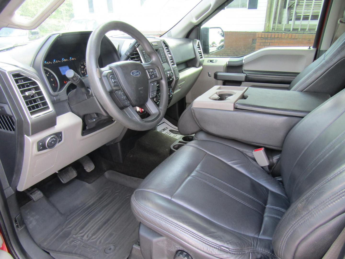 2015 Red Ford F-150 King-Ranch SuperCrew 5.5-ft. Bed 2WD (1FTEW1CF9FF) with an 5.0L V8 engine, Automatic transmission, located at 15016 S Hwy 231, Midland City, AL, 36350, (334) 983-3001, 31.306210, -85.495277 - Photo#3