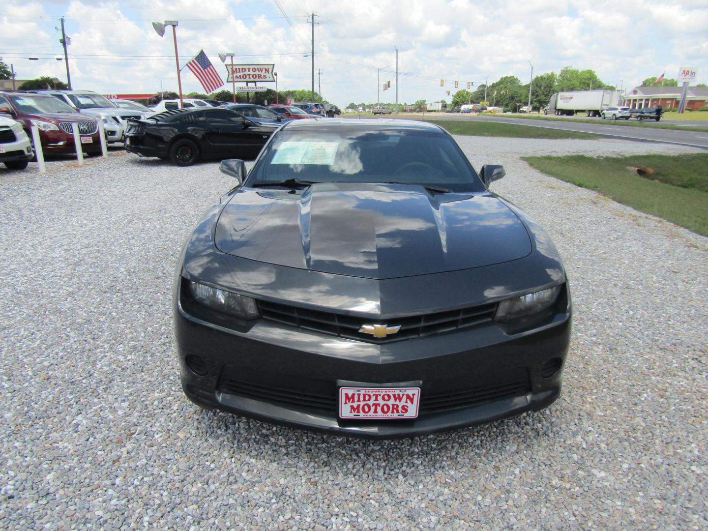 2014 Gray Chevrolet Camaro 2LS Coupe (2G1FA1E32E9) with an 3.6L V6 DOHC 24V FFV engine, Automatic transmission, located at 15016 S Hwy 231, Midland City, AL, 36350, (334) 983-3001, 31.306210, -85.495277 - Photo#1