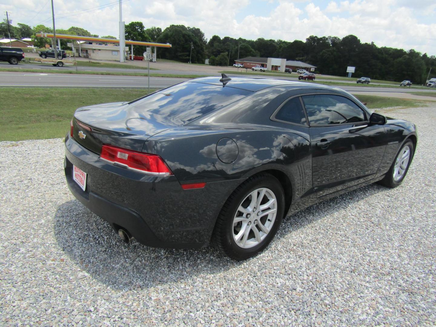2014 Gray Chevrolet Camaro 2LS Coupe (2G1FA1E32E9) with an 3.6L V6 DOHC 24V FFV engine, Automatic transmission, located at 15016 S Hwy 231, Midland City, AL, 36350, (334) 983-3001, 31.306210, -85.495277 - Photo#6