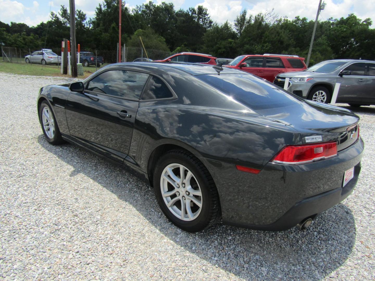 2014 Gray Chevrolet Camaro 2LS Coupe (2G1FA1E32E9) with an 3.6L V6 DOHC 24V FFV engine, Automatic transmission, located at 15016 S Hwy 231, Midland City, AL, 36350, (334) 983-3001, 31.306210, -85.495277 - Photo#4