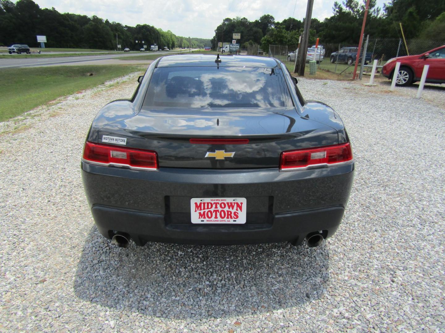 2014 Gray Chevrolet Camaro 2LS Coupe (2G1FA1E32E9) with an 3.6L V6 DOHC 24V FFV engine, Automatic transmission, located at 15016 S Hwy 231, Midland City, AL, 36350, (334) 983-3001, 31.306210, -85.495277 - Photo#5