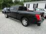 2017 Black Nissan Titan S King Cab 2WD (1N6AA1C62HN) with an 5.6L V8 DOHC 32V engine, Automatic transmission, located at 15016 S Hwy 231, Midland City, AL, 36350, (334) 983-3001, 31.306210, -85.495277 - Photo#5