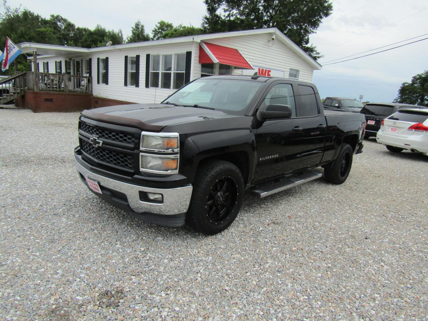 2015 Black Chevrolet Silverado 1500 LT Double Cab 2WD (1GCRCRECXFZ) with an 5.3L V8 OHV 16V engine, Automatic transmission, located at 15016 S Hwy 231, Midland City, AL, 36350, (334) 983-3001, 31.306210, -85.495277 - Photo#2