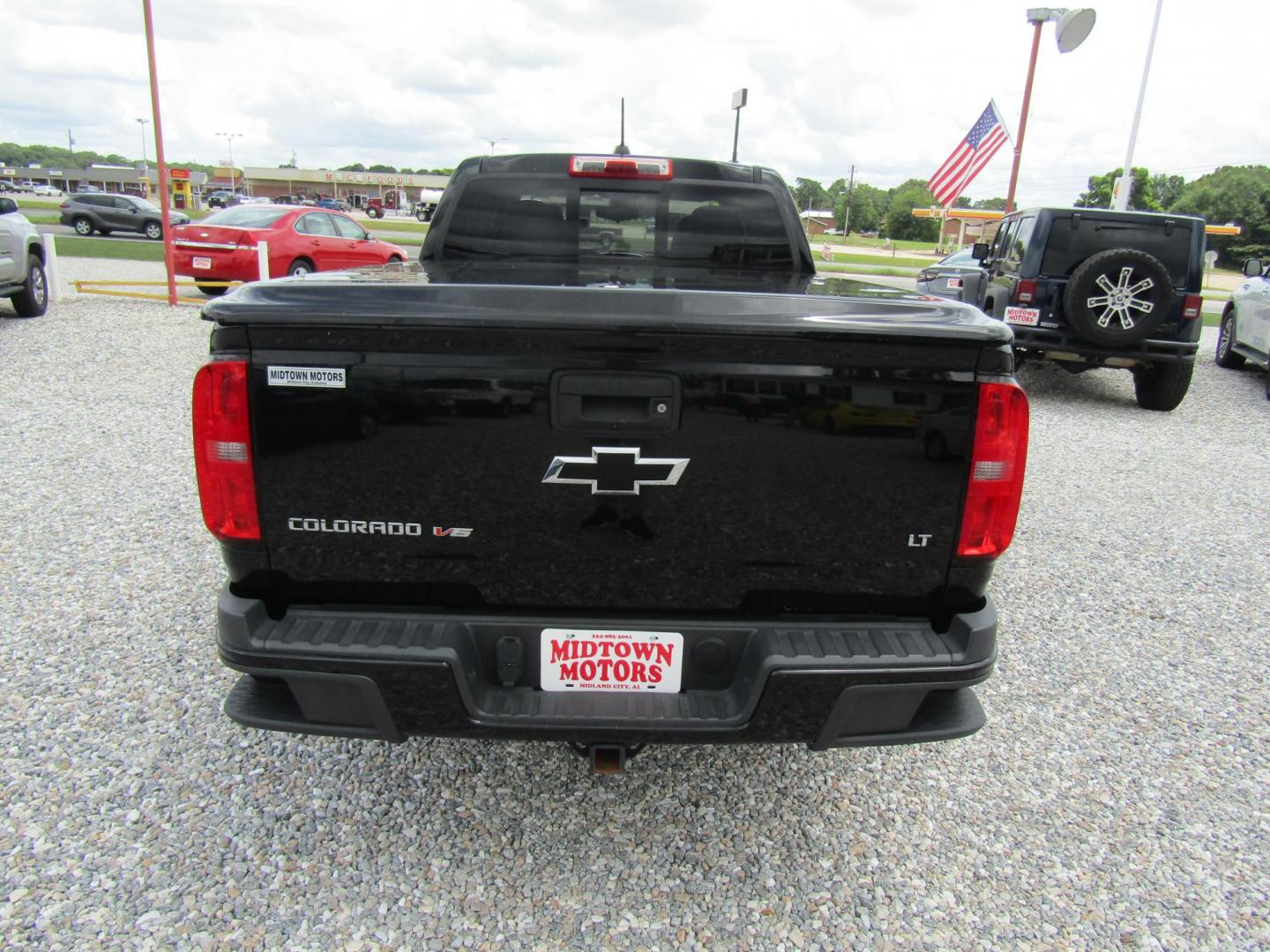 2017 Black Chevrolet Colorado LT Crew Cab 2WD Long Box (1GCGSCEN5H1) with an 3.6L V6 DOHC 24V GAS engine, Automatic transmission, located at 15016 S Hwy 231, Midland City, AL, 36350, (334) 983-3001, 31.306210, -85.495277 - Photo#6