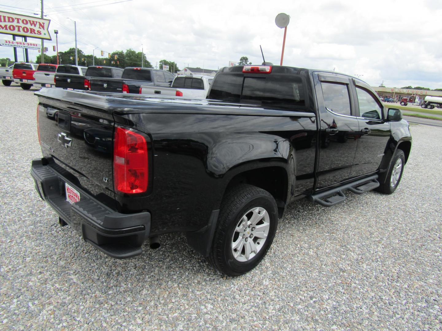 2017 Black Chevrolet Colorado LT Crew Cab 2WD Long Box (1GCGSCEN5H1) with an 3.6L V6 DOHC 24V GAS engine, Automatic transmission, located at 15016 S Hwy 231, Midland City, AL, 36350, (334) 983-3001, 31.306210, -85.495277 - Photo#7