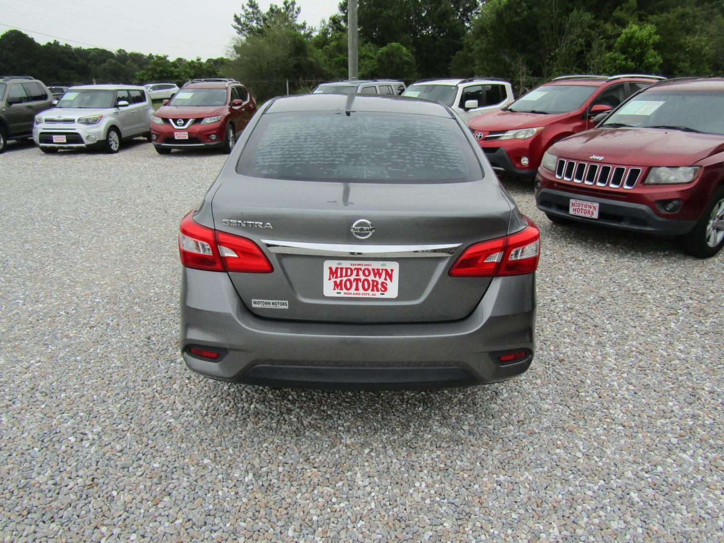 2017 Gray Nissan Sentra S 6MT (3N1AB7AP0HY) with an 1.8L L4 SFI DOHC 16V engine, Automatic transmission, located at 15016 S Hwy 231, Midland City, AL, 36350, (334) 983-3001, 31.306210, -85.495277 - Photo#3