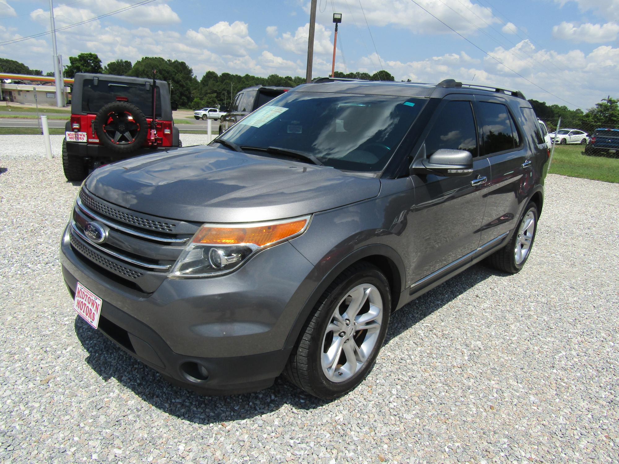 photo of 2014 Ford Explorer