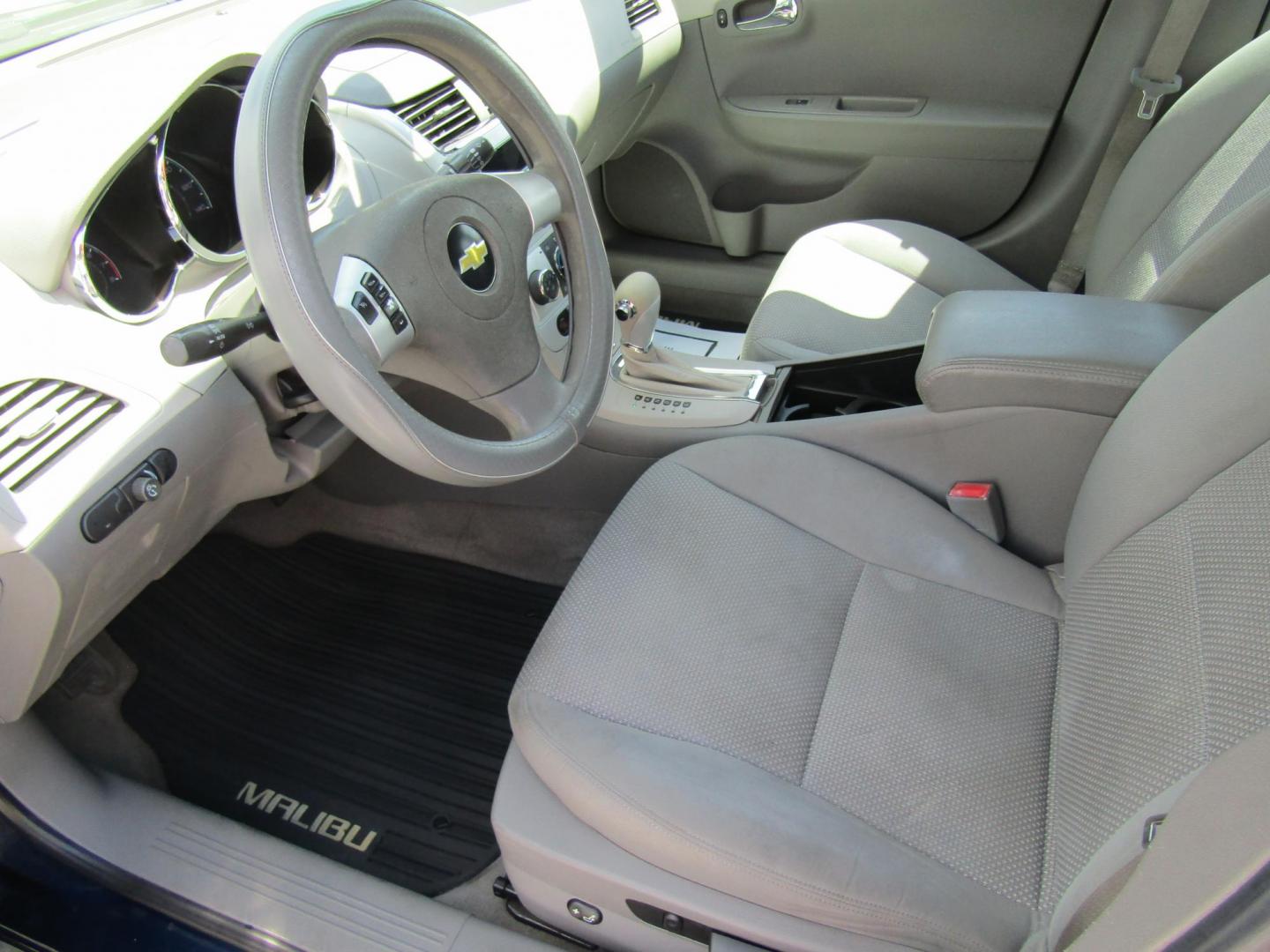 2010 Blue Chevrolet Malibu LS (1G1ZB5EBXAF) with an 2.4L L4 DOHC 16V engine, Automatic transmission, located at 15016 S Hwy 231, Midland City, AL, 36350, (334) 983-3001, 31.306210, -85.495277 - Photo#3