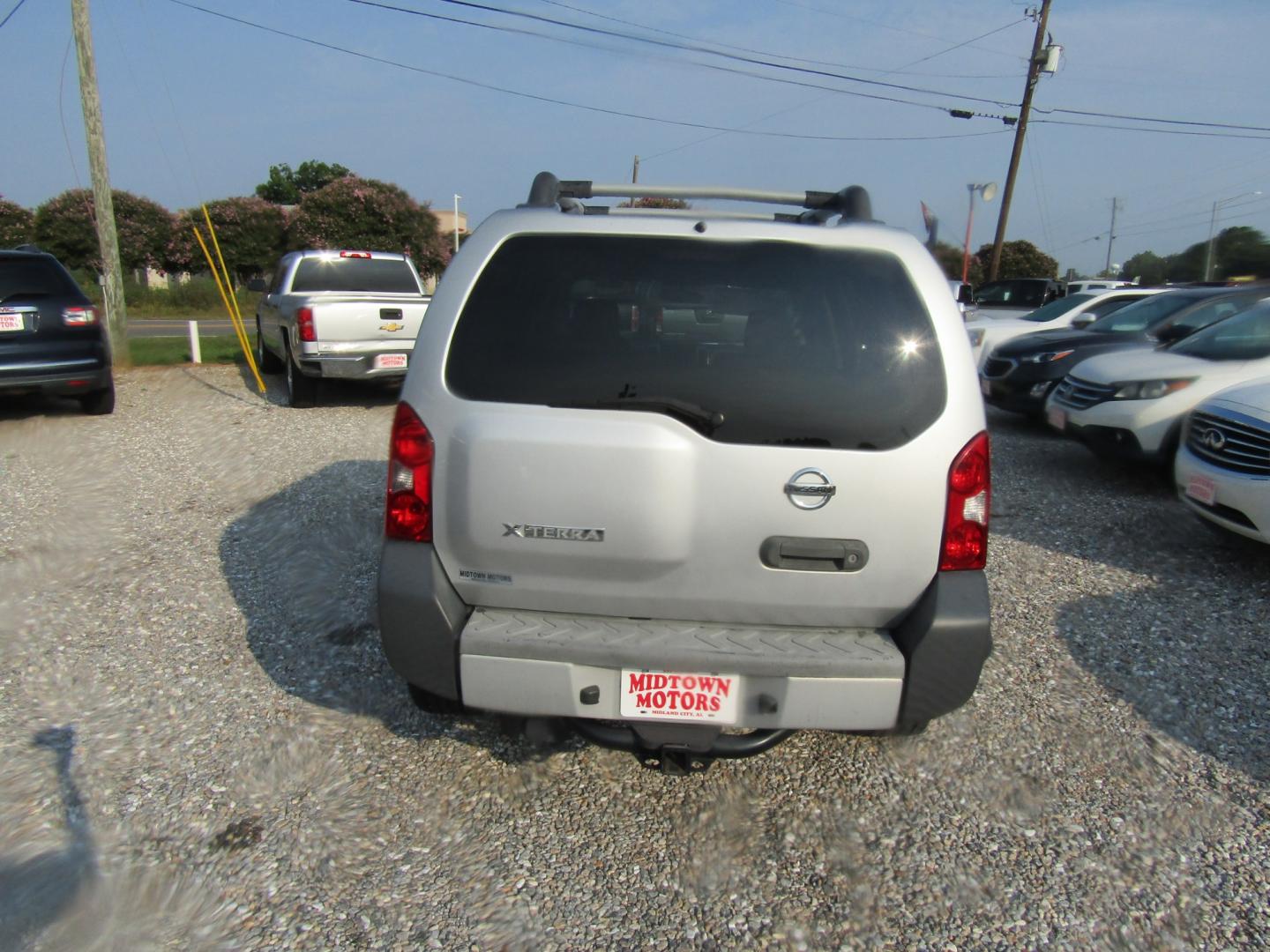 2014 Silver Nissan Xterra S 2WD (5N1AN0NU9EN) with an 4.0L V6 DOHC 24V engine, Automatic transmission, located at 15016 S Hwy 231, Midland City, AL, 36350, (334) 983-3001, 31.306210, -85.495277- Photo#6