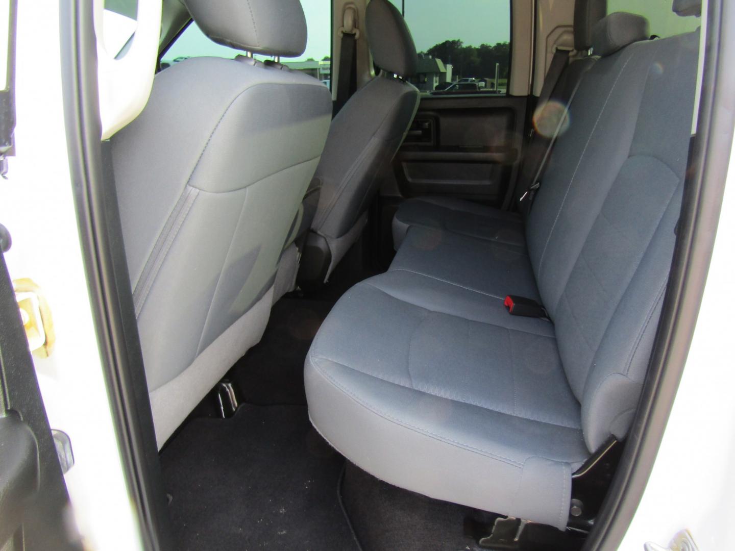 2018 White RAM 1500 Tradesman Quad Cab 4WD (1C6RR7FT2JS) with an 5.7L V8 OHV 16V engine, Automatic transmission, located at 15016 S Hwy 231, Midland City, AL, 36350, (334) 983-3001, 31.306210, -85.495277- Photo#4