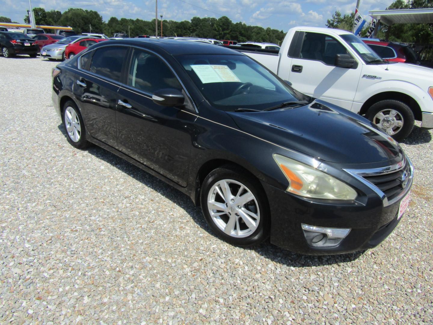 2015 Blue Nissan Altima 2.5 S (1N4AL3AP4FC) with an 2.5L L4 DOHC 16V engine, Automatic transmission, located at 15016 S Hwy 231, Midland City, AL, 36350, (334) 983-3001, 31.306210, -85.495277- Photo#0