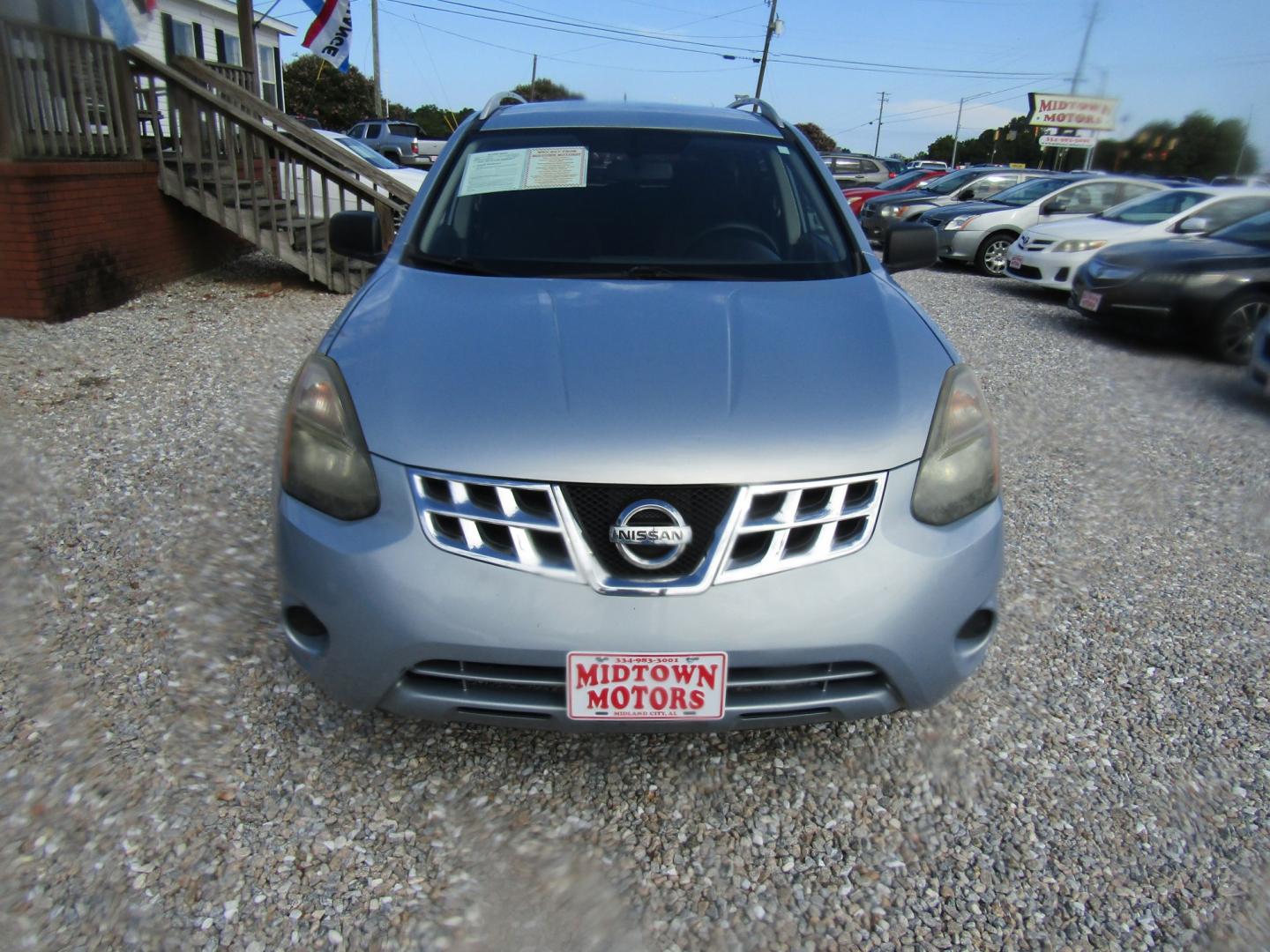 2015 Gray Nissan Rogue Select S 2WD (JN8AS5MT4FW) with an 2.5L L4 DOHC 16V engine, Automatic transmission, located at 15016 S Hwy 231, Midland City, AL, 36350, (334) 983-3001, 31.306210, -85.495277- Photo#1