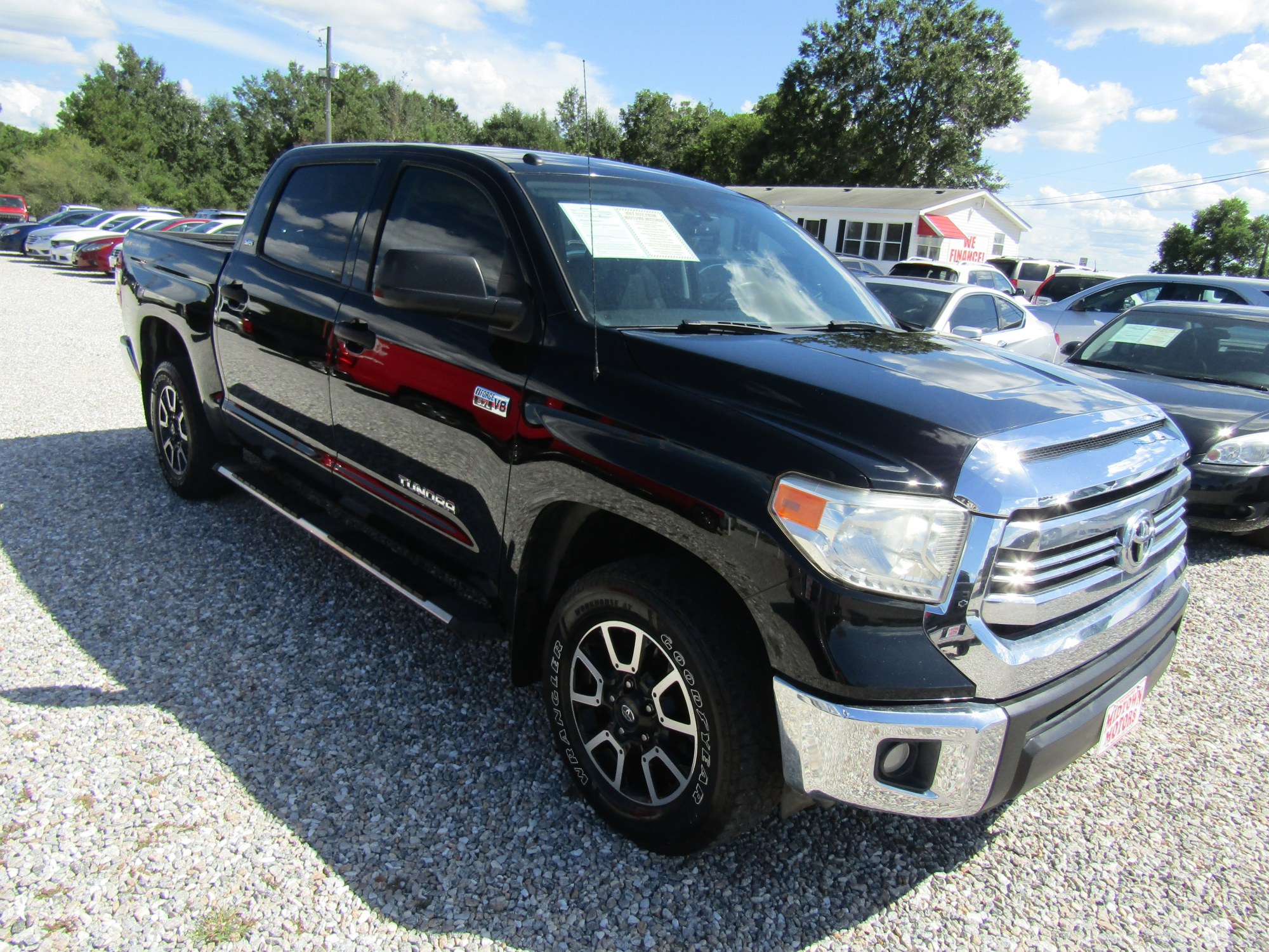 photo of 2017 Toyota Tundra 