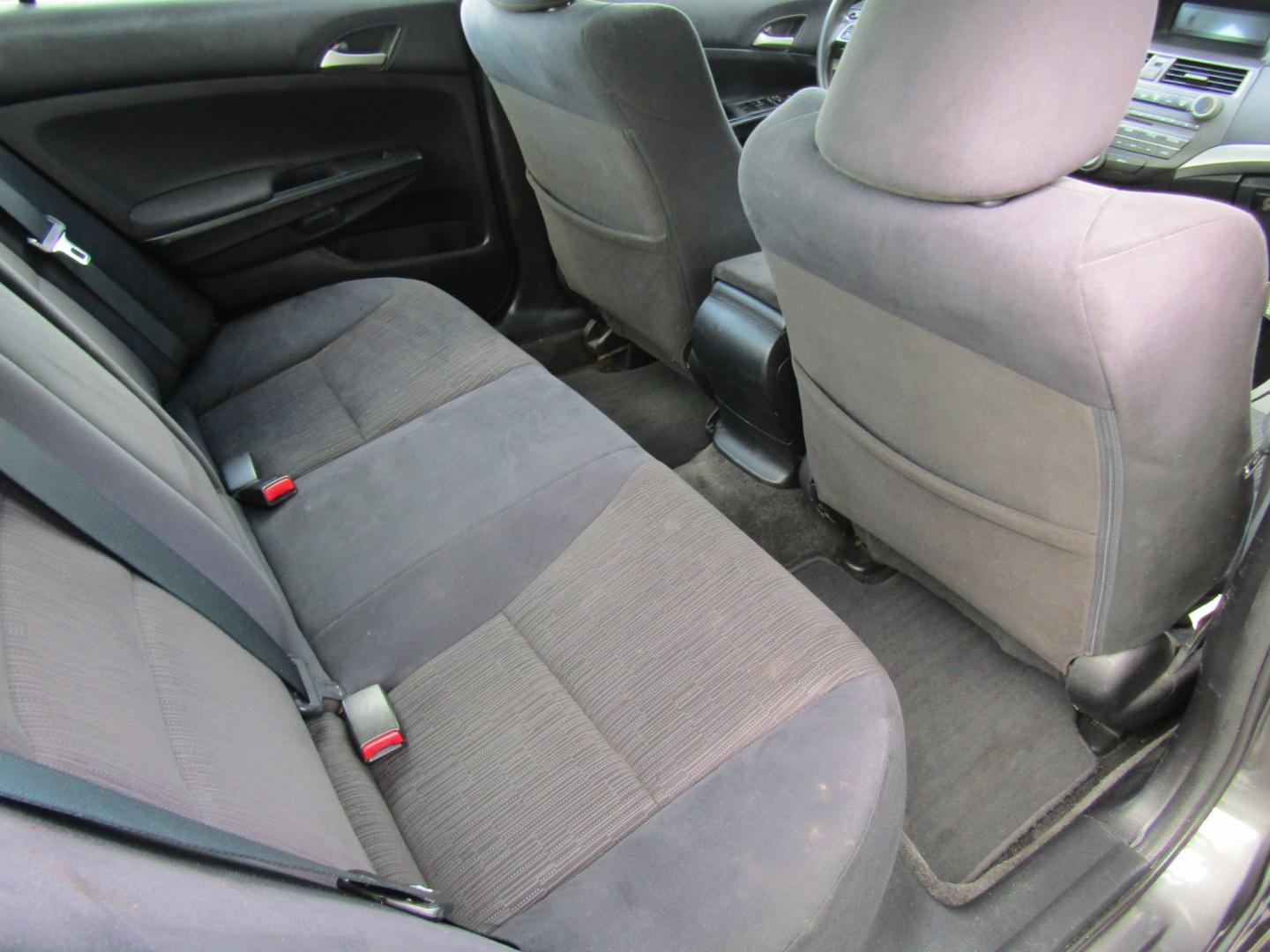 2012 Gray Honda Accord LX Sedan AT (1HGCP2F35CA) with an 2.4L L4 DOHC 16V engine, Automatic transmission, located at 15016 S Hwy 231, Midland City, AL, 36350, (334) 983-3001, 31.306210, -85.495277- Photo#8