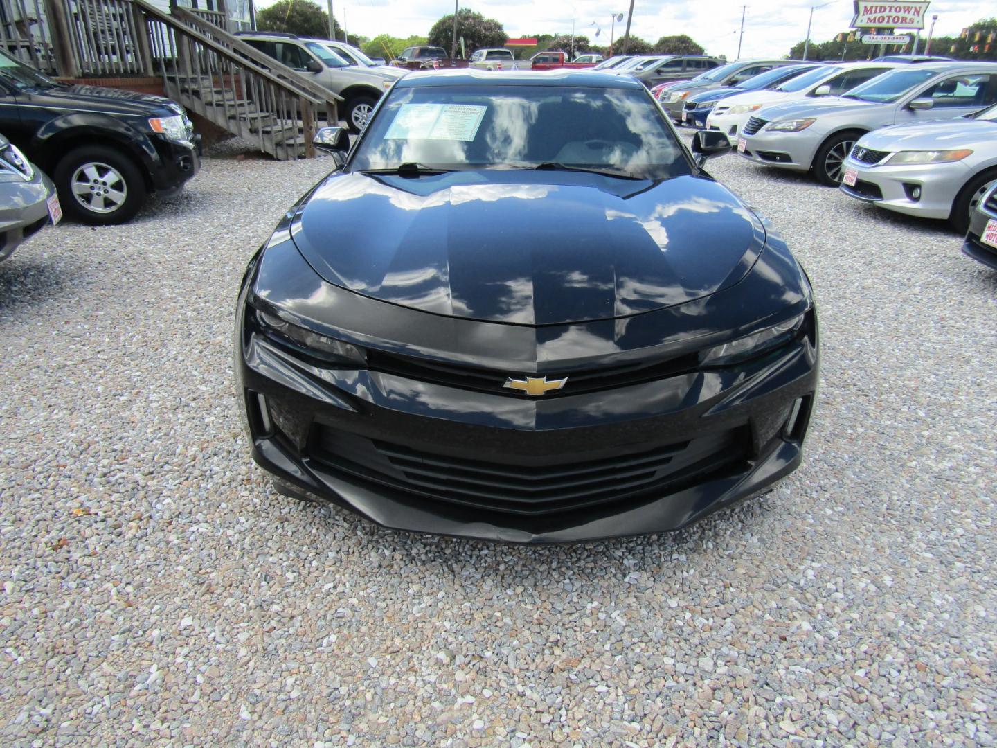 2018 Black Chevrolet Camaro 1LT Coupe (1G1FB1RSXJ0) with an 3.6L V6 DOHC 24V engine, Automatic transmission, located at 15016 S Hwy 231, Midland City, AL, 36350, (334) 983-3001, 31.306210, -85.495277- Photo#1
