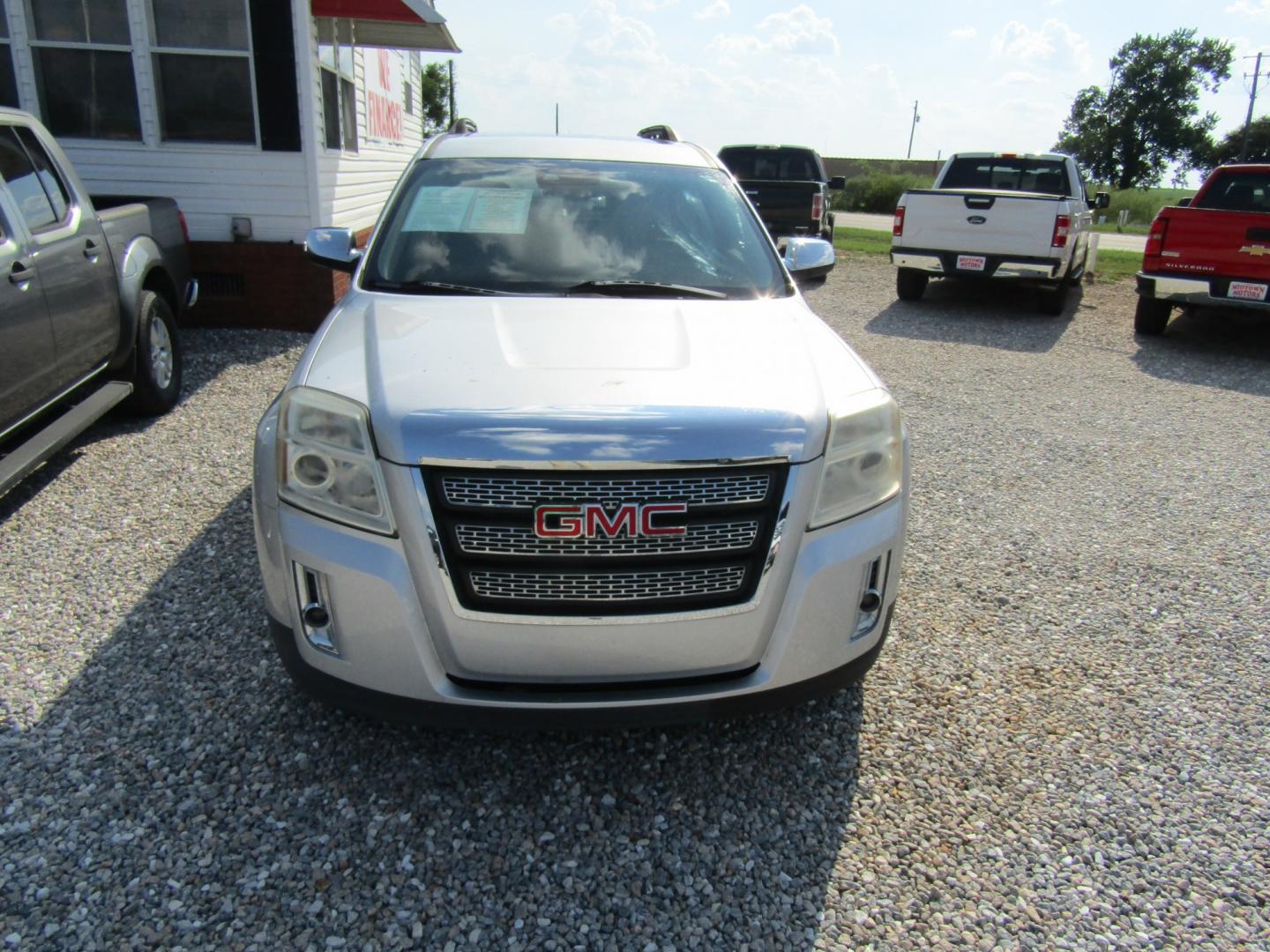 2015 Silver GMC Terrain SLT1 FWD (2GKALSEK9F6) with an 2.4L L4 DOHC 16V FFV engine, Automatic transmission, located at 15016 S Hwy 231, Midland City, AL, 36350, (334) 983-3001, 31.306210, -85.495277- Photo#1