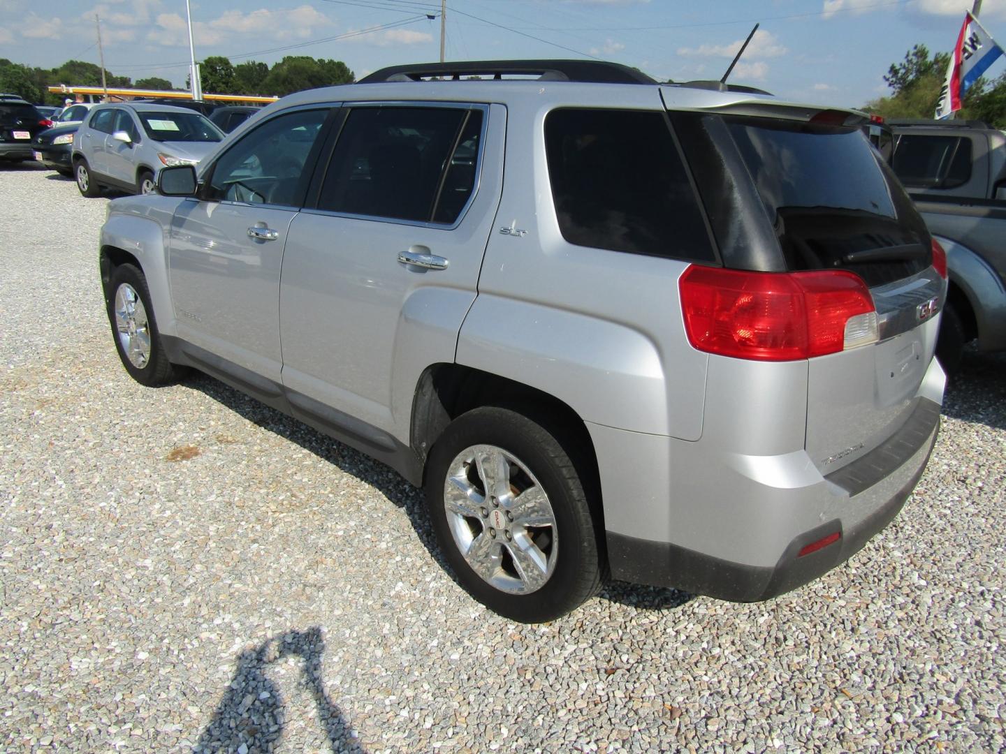 2015 Silver GMC Terrain SLT1 FWD (2GKALSEK9F6) with an 2.4L L4 DOHC 16V FFV engine, Automatic transmission, located at 15016 S Hwy 231, Midland City, AL, 36350, (334) 983-3001, 31.306210, -85.495277- Photo#4