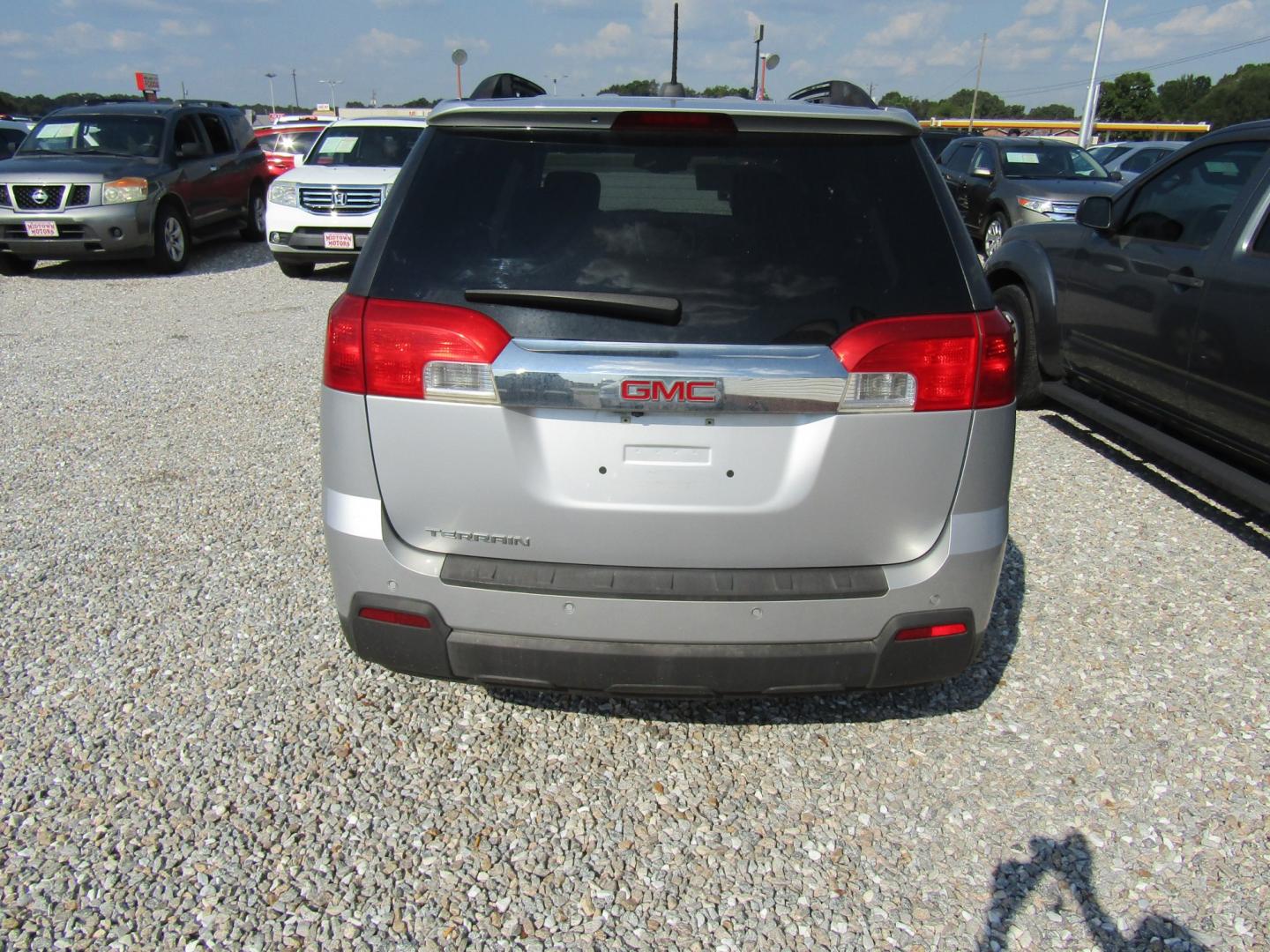 2015 Silver GMC Terrain SLT1 FWD (2GKALSEK9F6) with an 2.4L L4 DOHC 16V FFV engine, Automatic transmission, located at 15016 S Hwy 231, Midland City, AL, 36350, (334) 983-3001, 31.306210, -85.495277- Photo#5