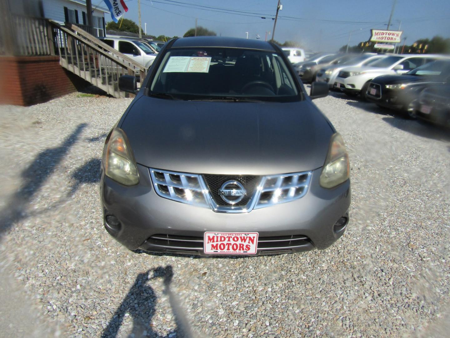 2015 Gray Nissan Rogue Select S 2WD (JN8AS5MT0FW) with an 2.5L L4 DOHC 16V engine, Automatic transmission, located at 15016 S Hwy 231, Midland City, AL, 36350, (334) 983-3001, 31.306210, -85.495277- Photo#1