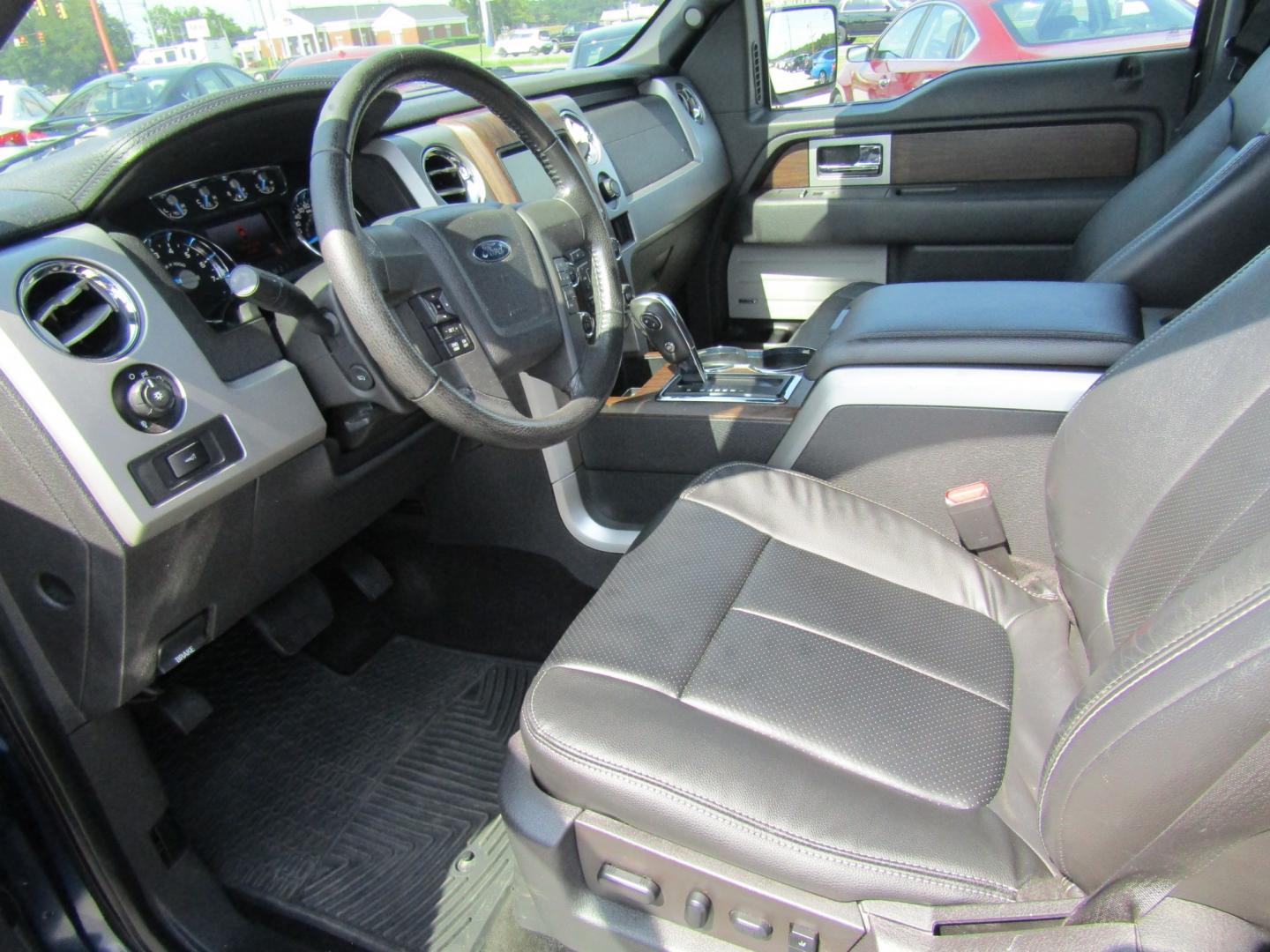 2013 Blue Ford F-150 XLT SuperCrew 6.5-ft. Bed 4WD (1FTFW1ET6DF) with an 3.5L V6 TURBO engine, Automatic transmission, located at 15016 S Hwy 231, Midland City, AL, 36350, (334) 983-3001, 31.306210, -85.495277- Photo#3