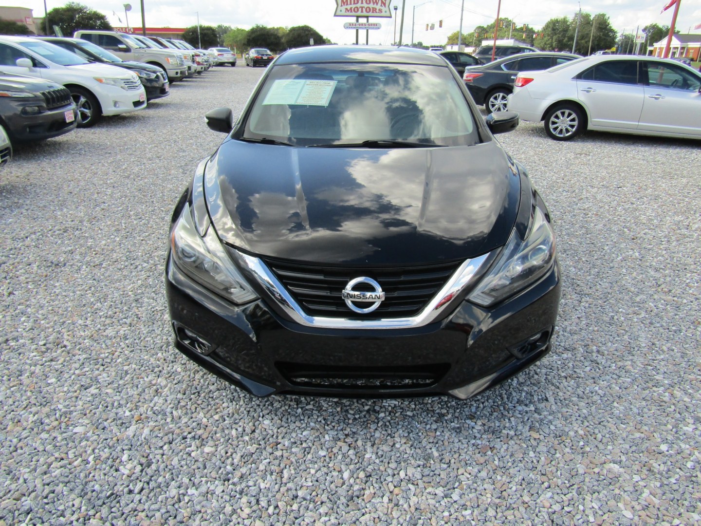 2017 Black Nissan Altima 2.5 S (1N4AL3AP9HC) with an 2.5L L4 DOHC 16V engine, Automatic transmission, located at 15016 S Hwy 231, Midland City, AL, 36350, (334) 983-3001, 31.306210, -85.495277- Photo#1