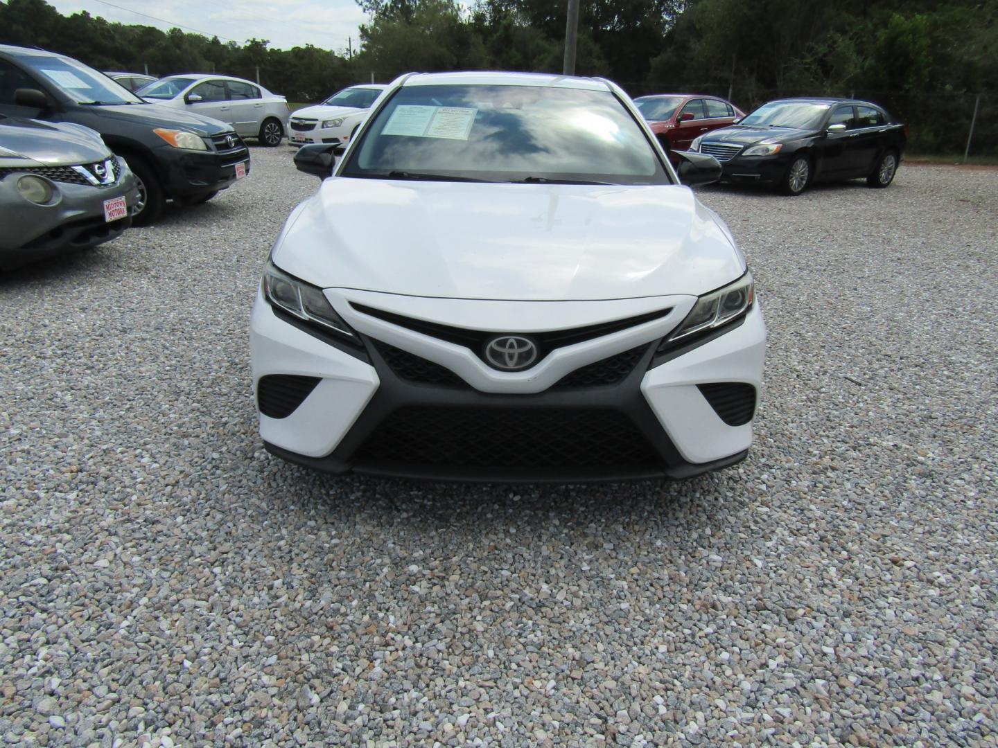 2018 White Toyota Camry LE (4T1B11HK9JU) with an 2.5L L4 DOHC 16V engine, Automatic transmission, located at 15016 S Hwy 231, Midland City, AL, 36350, (334) 983-3001, 31.306210, -85.495277- Photo#1