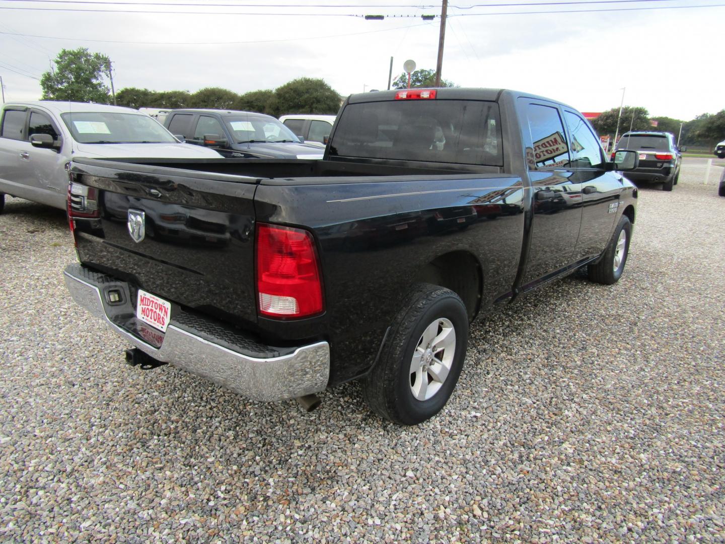 2015 Black Ram 1500 Tradesman Crew Cab LWB 2WD (1C6RR6ST8FS) with an 5.7L V8 OHV 16V engine, Automatic transmission, located at 15016 S Hwy 231, Midland City, AL, 36350, (334) 983-3001, 31.306210, -85.495277- Photo#6