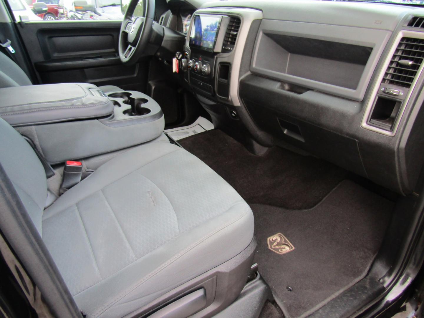 2015 Black Ram 1500 Tradesman Crew Cab LWB 2WD (1C6RR6ST8FS) with an 5.7L V8 OHV 16V engine, Automatic transmission, located at 15016 S Hwy 231, Midland City, AL, 36350, (334) 983-3001, 31.306210, -85.495277- Photo#8